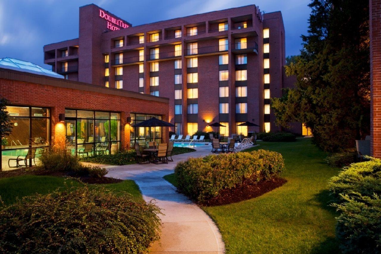 Doubletree By Hilton Hotel Syracuse Іст-Сіракуз Екстер'єр фото