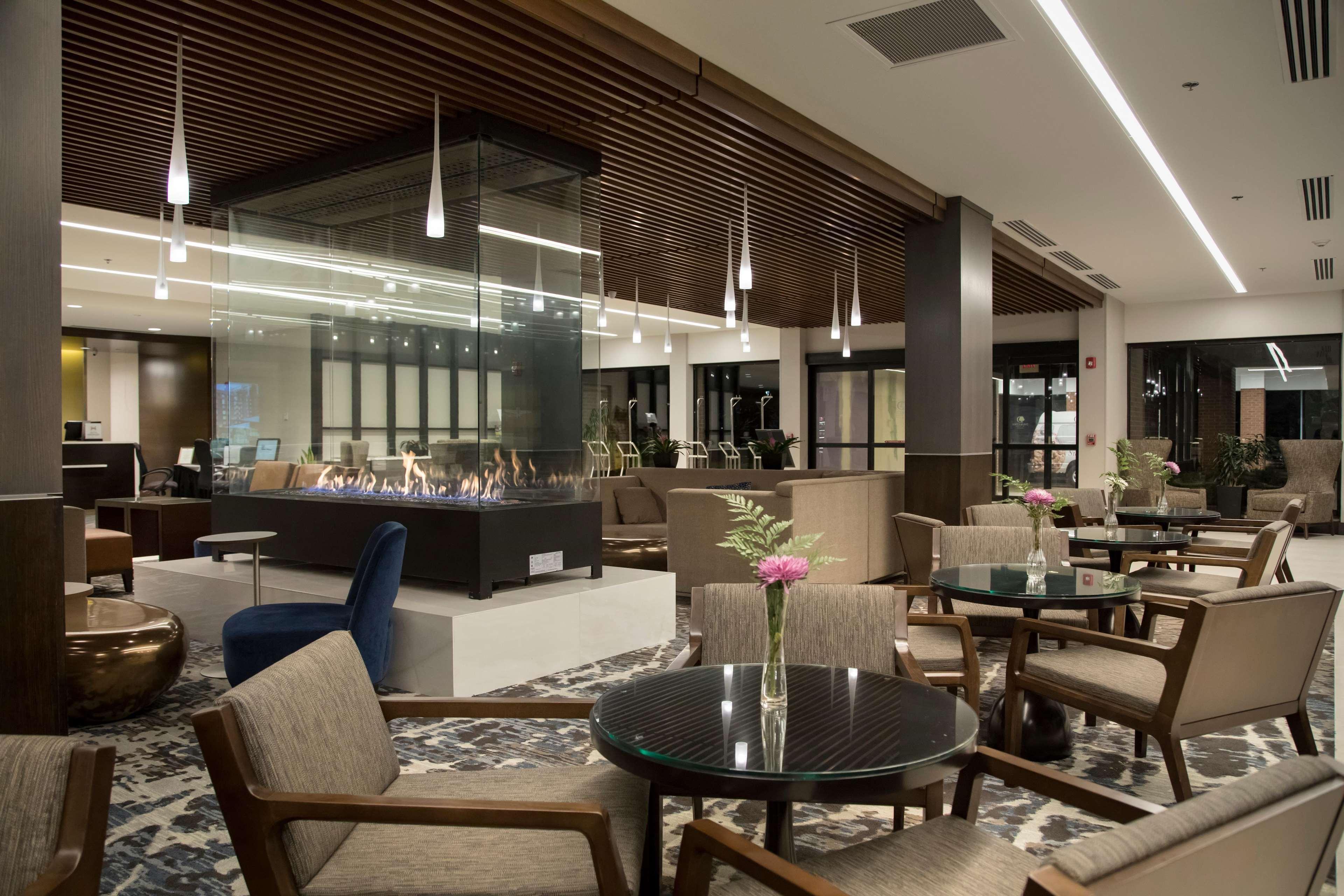 Doubletree By Hilton Hotel Syracuse Іст-Сіракуз Екстер'єр фото