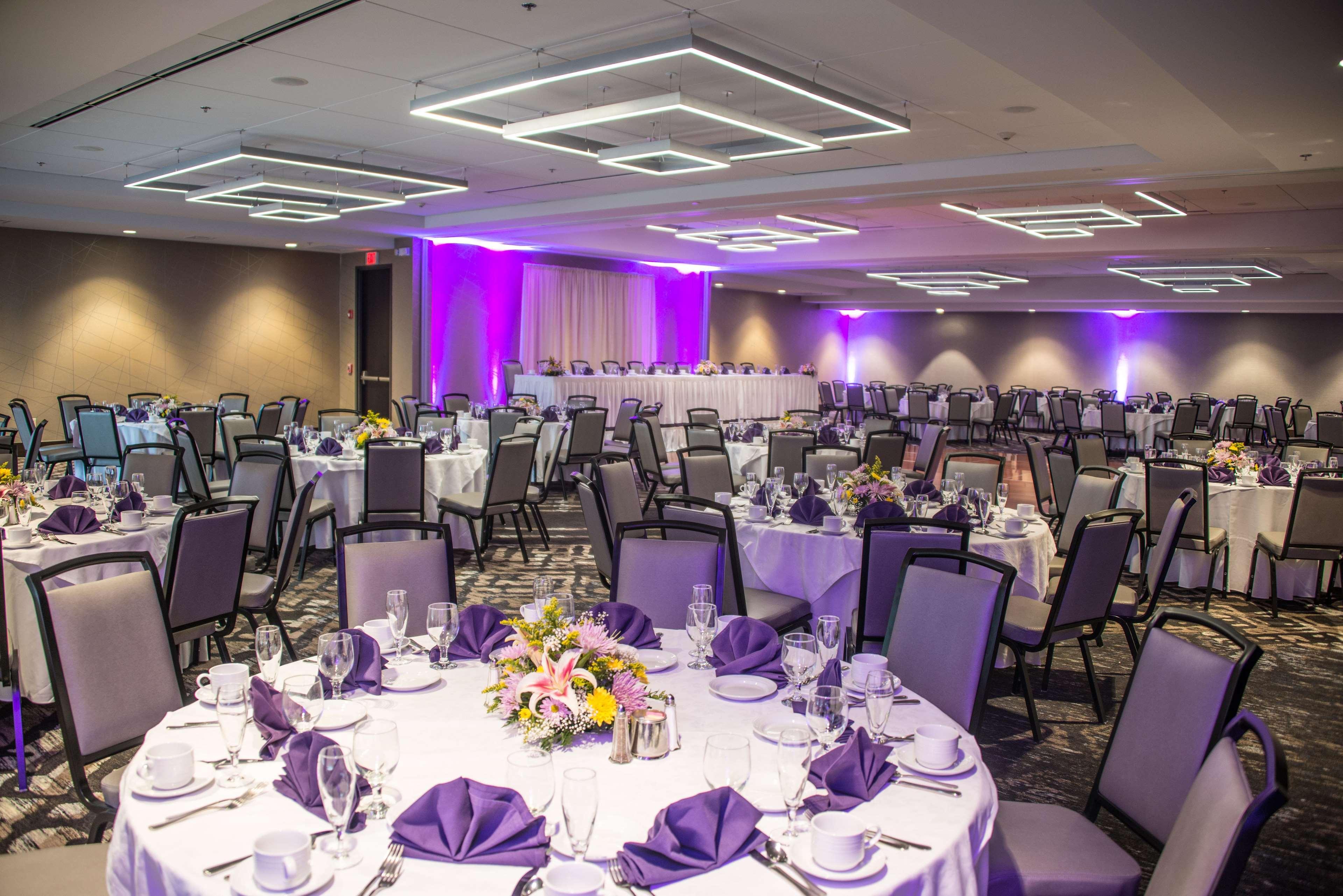 Doubletree By Hilton Hotel Syracuse Іст-Сіракуз Екстер'єр фото