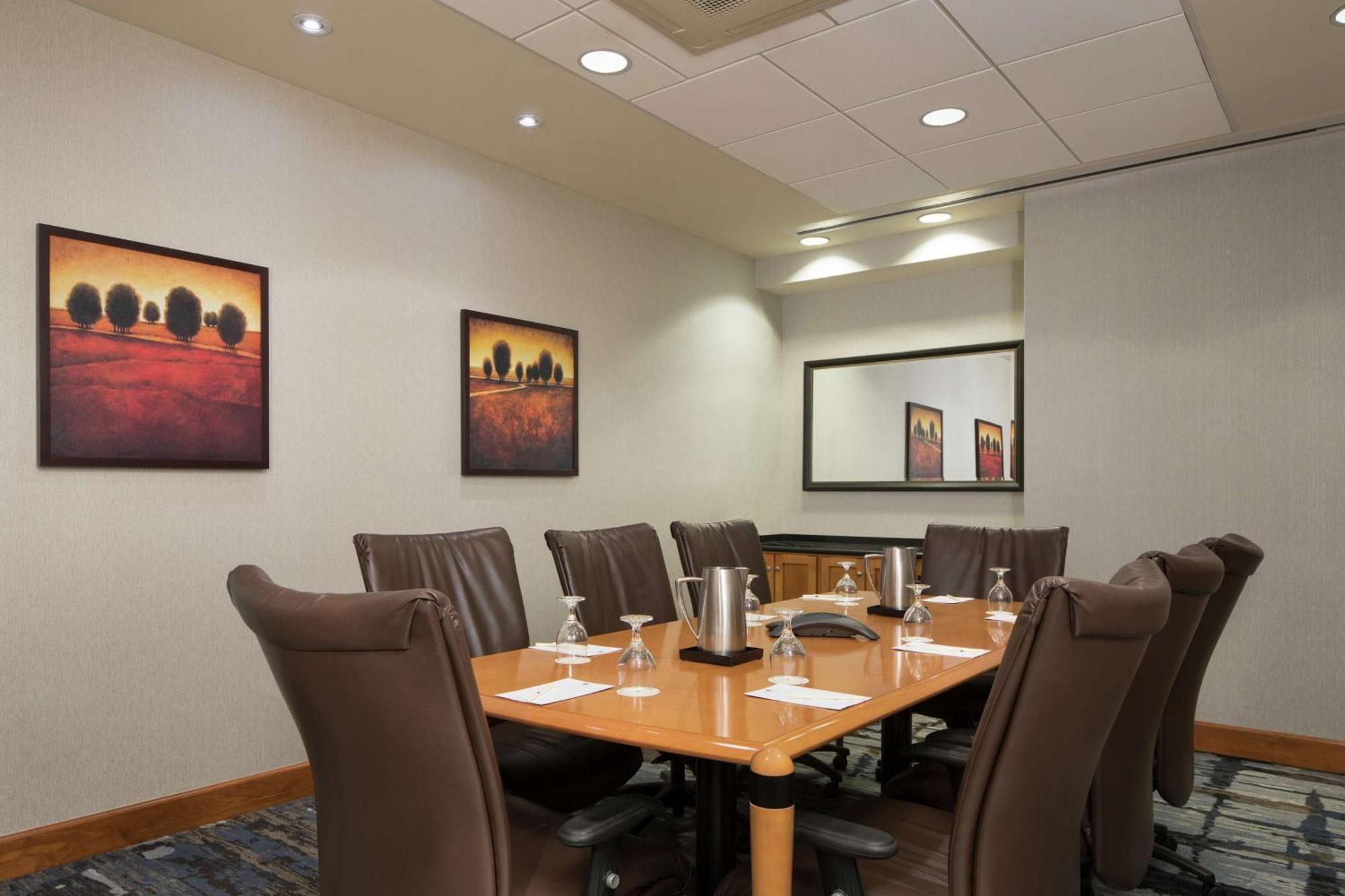 Doubletree By Hilton Hotel Syracuse Іст-Сіракуз Екстер'єр фото