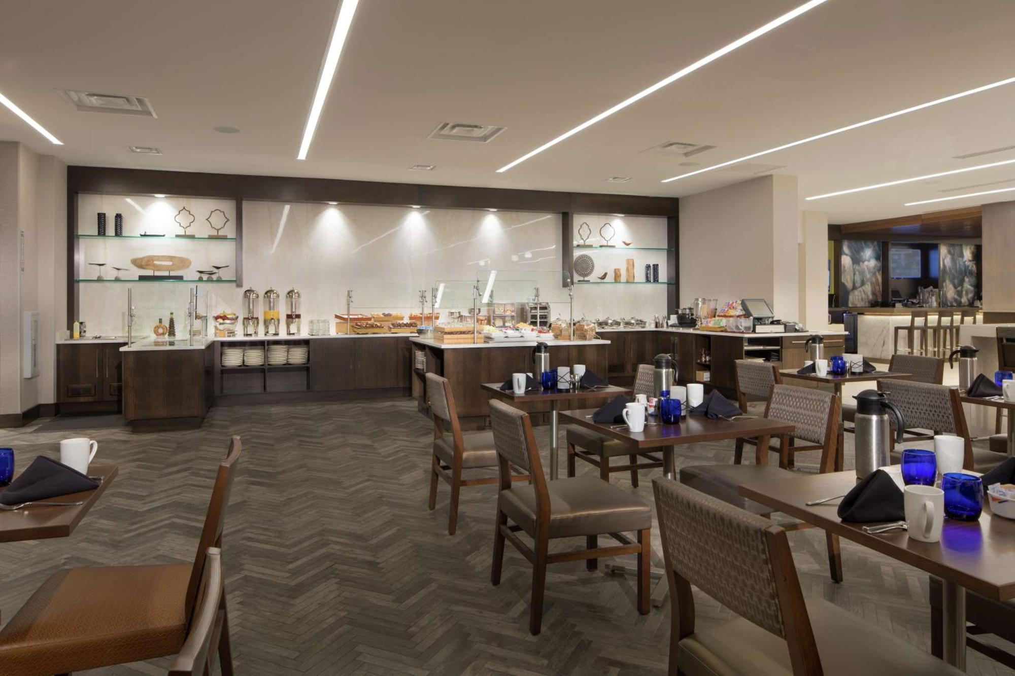 Doubletree By Hilton Hotel Syracuse Іст-Сіракуз Екстер'єр фото
